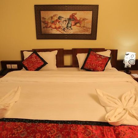 Hotel Osho Home Kathmandu Exteriör bild