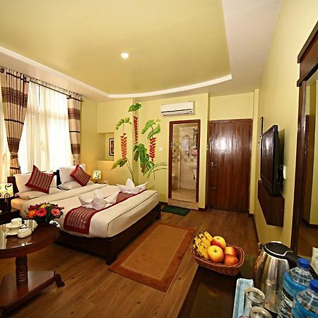 Hotel Osho Home Kathmandu Exteriör bild