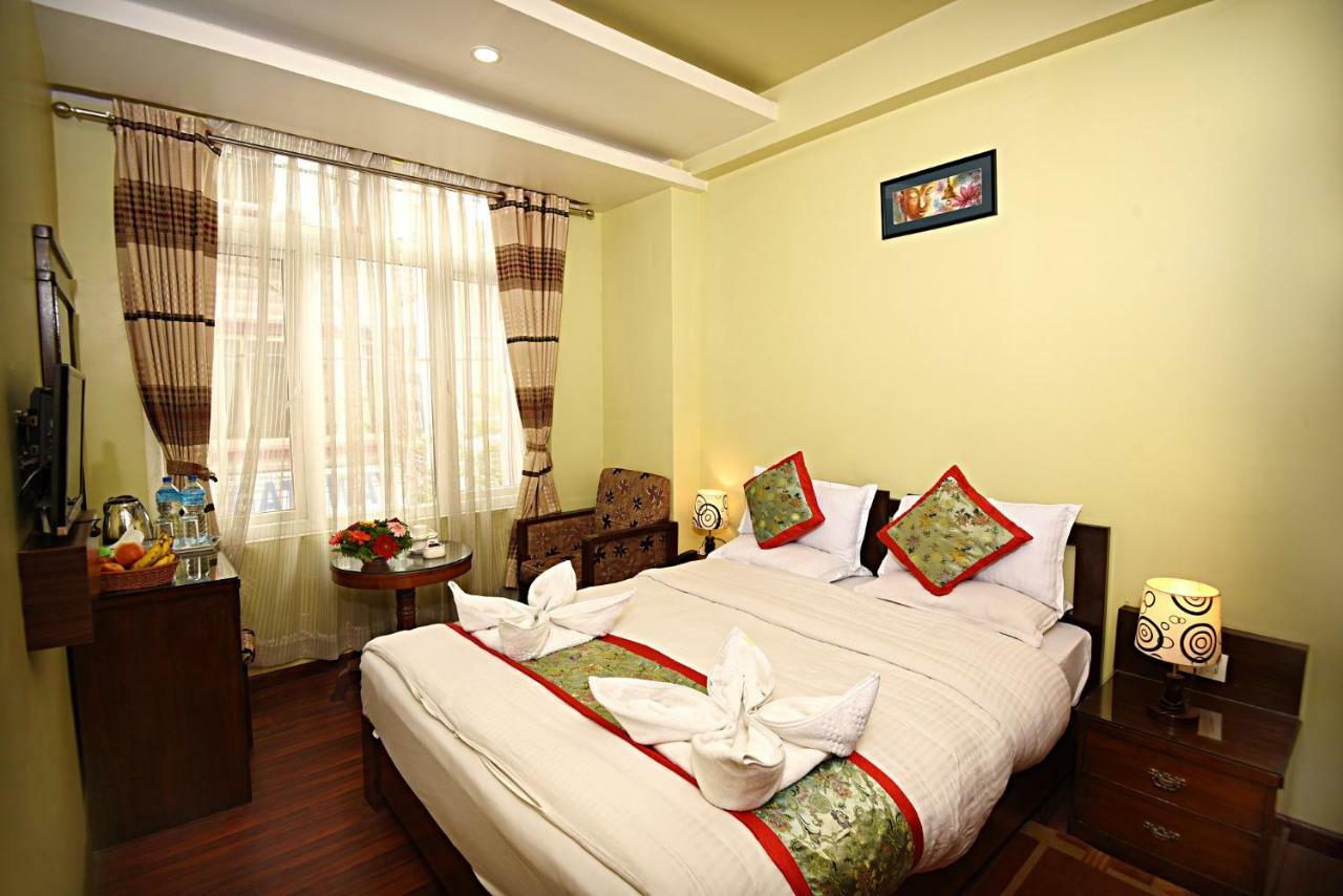 Hotel Osho Home Kathmandu Exteriör bild